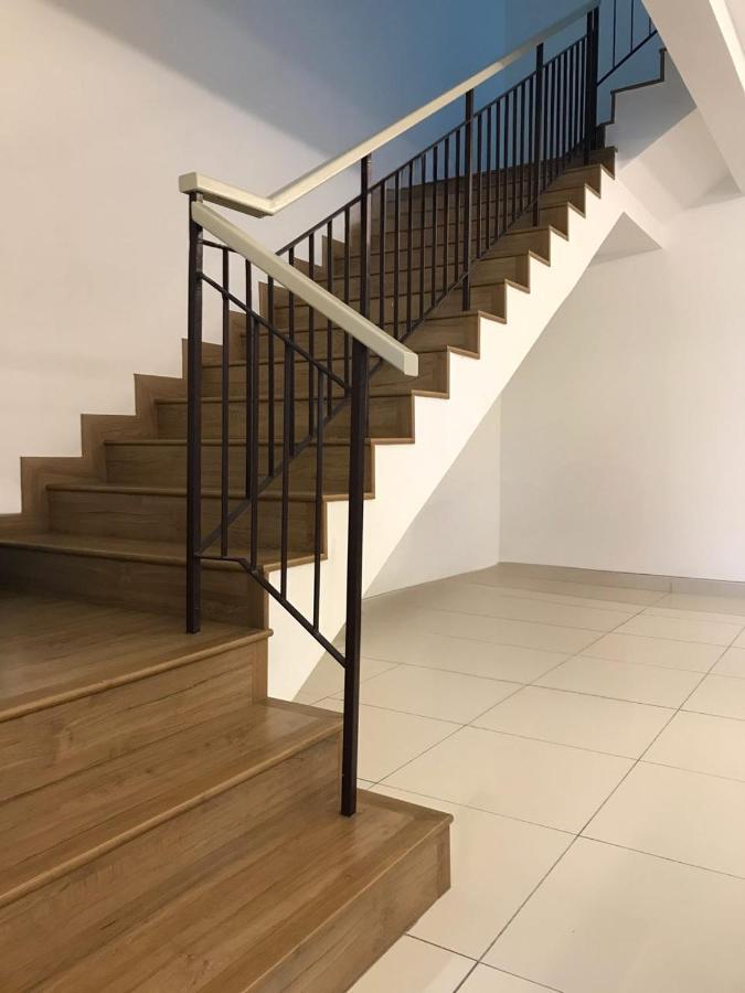 Homestay 3Br Near Setia Alam Shah Alam Kültér fotó