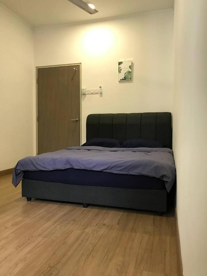 Homestay 3Br Near Setia Alam Shah Alam Kültér fotó