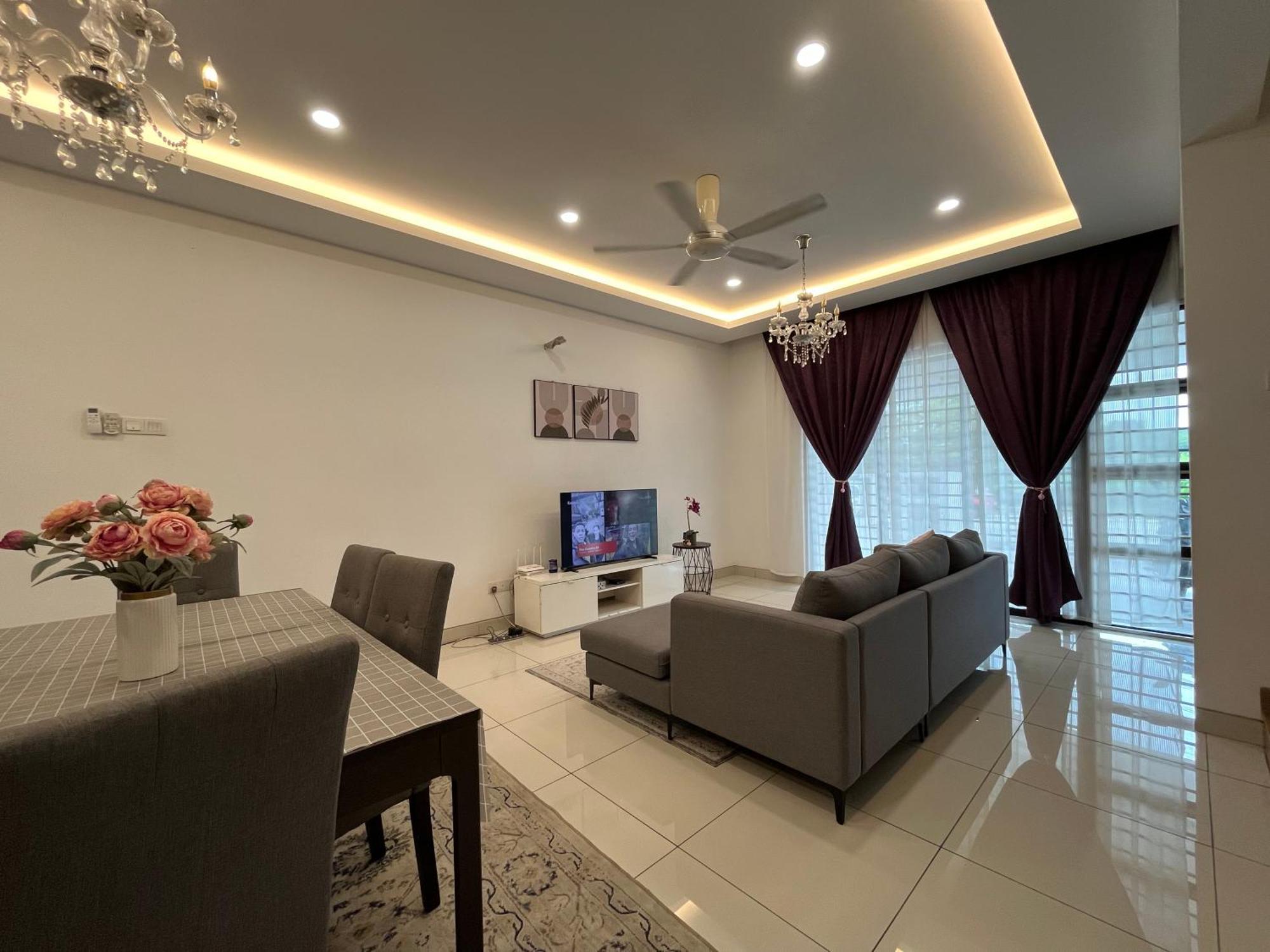 Homestay 3Br Near Setia Alam Shah Alam Kültér fotó
